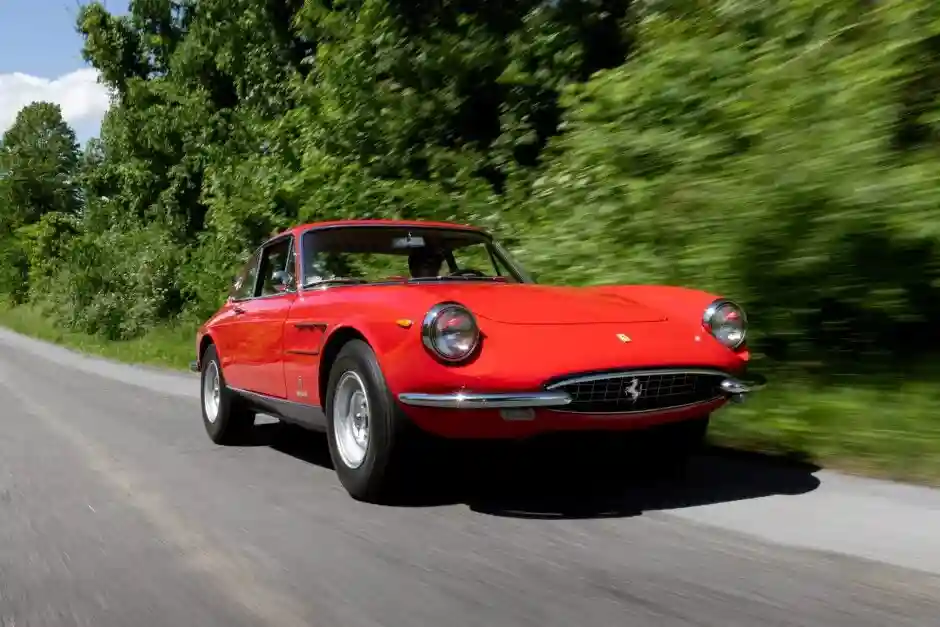 Ferrari 330 GTC 1967 року з легендарною історією: автомобіль Аристотеля Онассіса