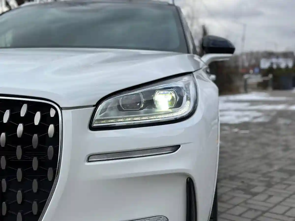  2023 LINCOLN CORSAIR AWD-1