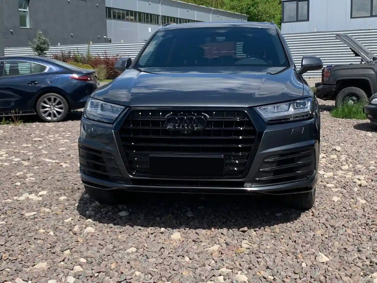  2017 AUDI Q7-1