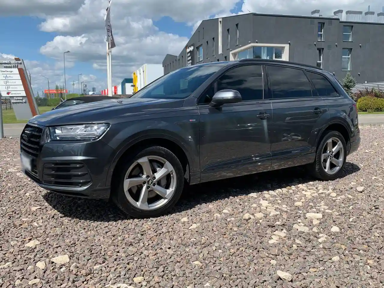  2017 AUDI Q7-5
