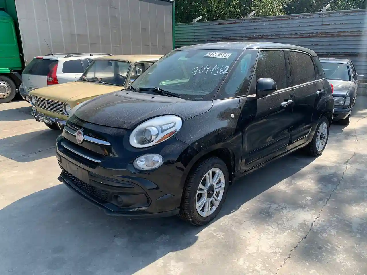 ZFBNFAAH8KZ041962 2019 FIAT 500L POP HATCH-2