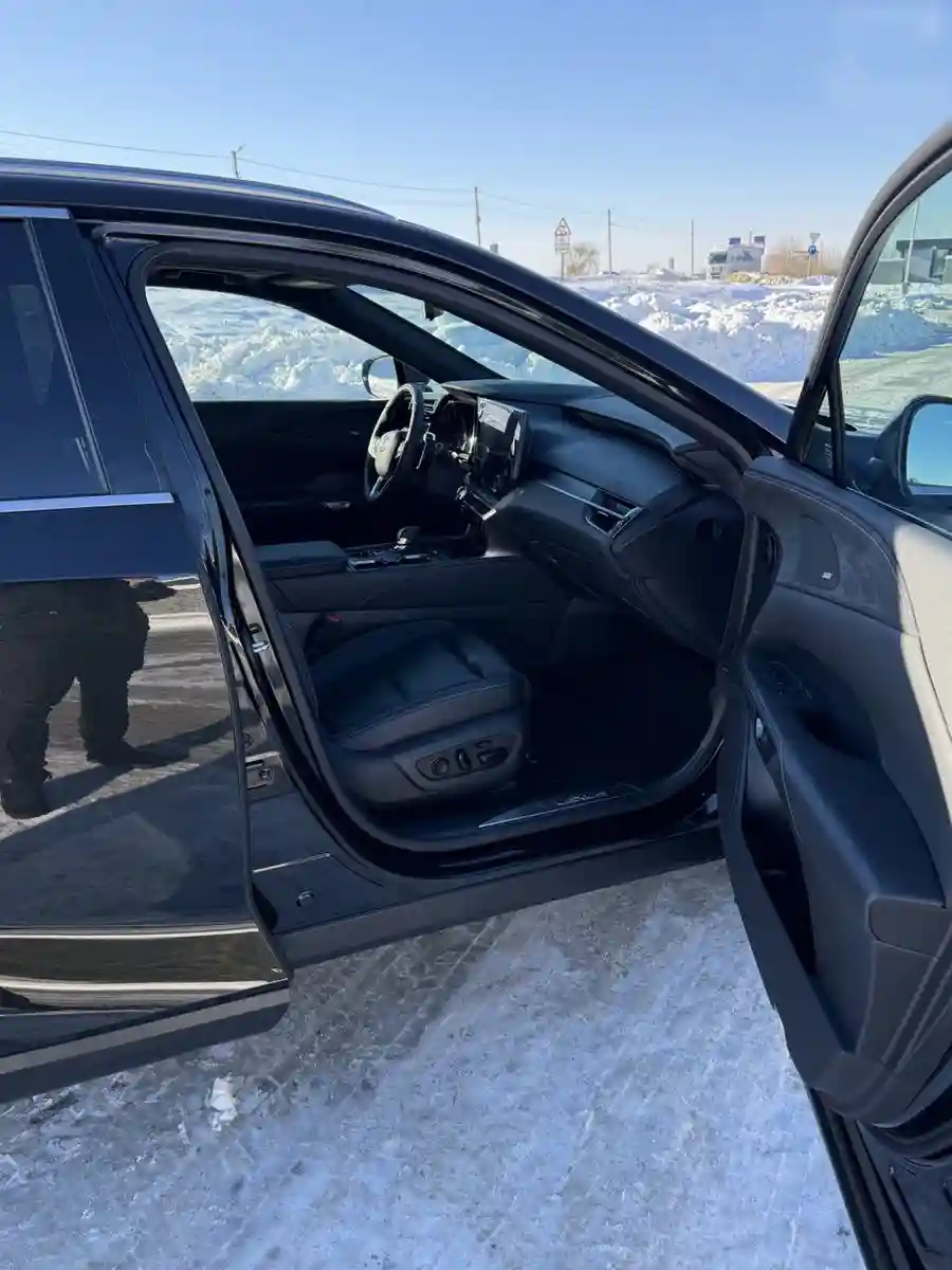 JTJCJMGA2R2021916 2024 LEXUS RX 450H + LUXURY-5