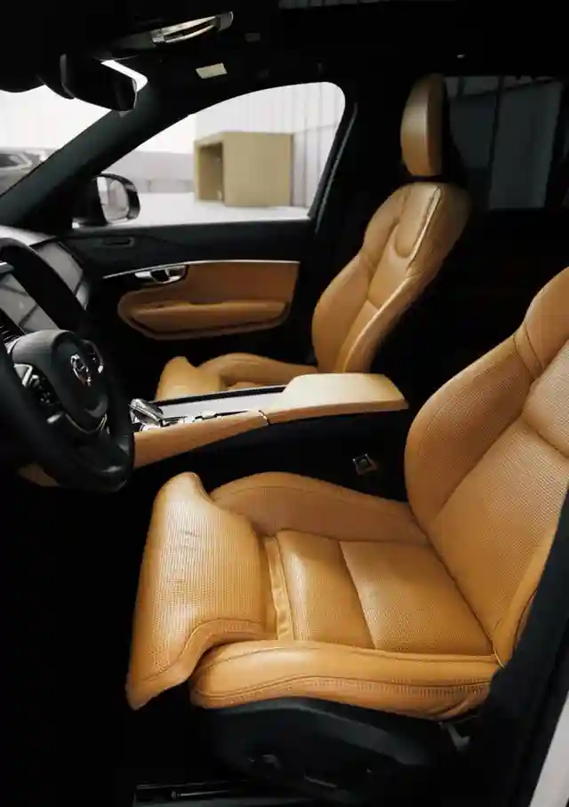 YV1LCK2V4P1917109 2022 VOLVO XC90-5