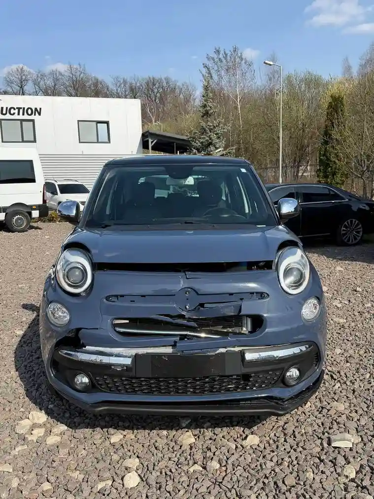 ZFBNFACHXLZ042819 2020 FIAT 500L LOUNGE HATCH-1