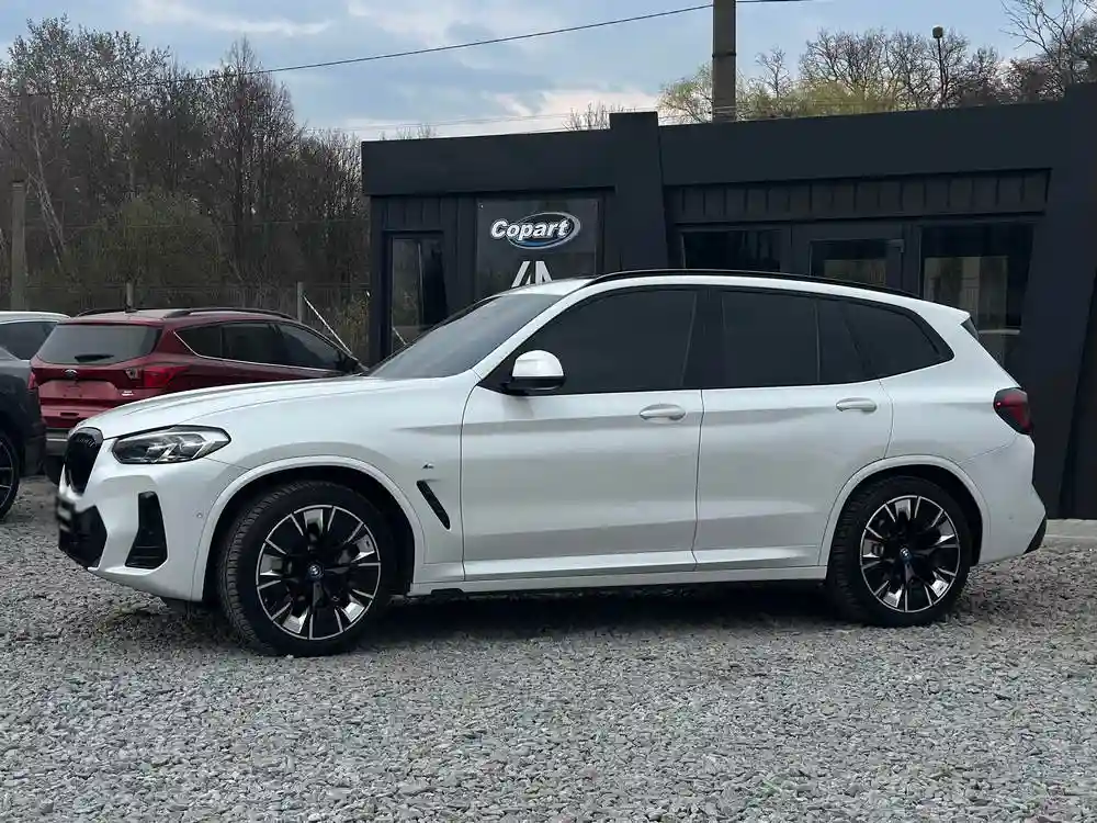  2022 BMW IX3 G08(FL)-2