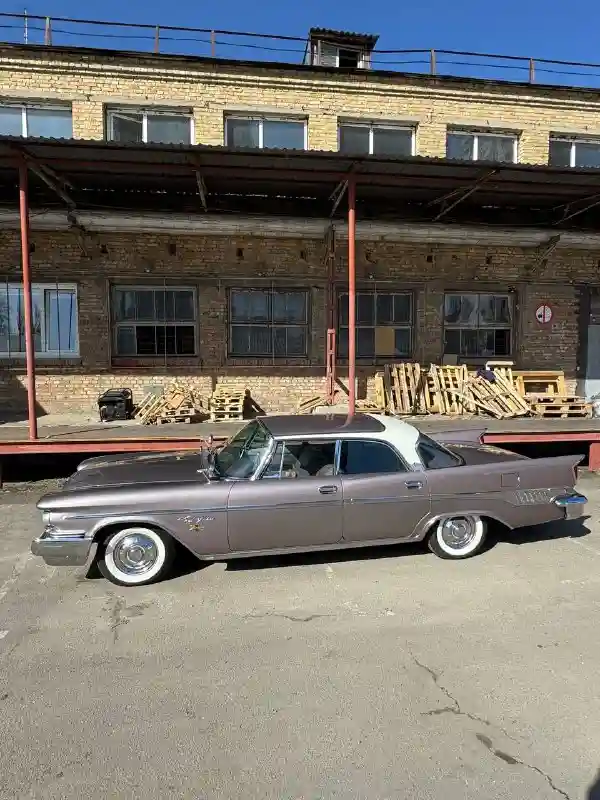  1959 CHRYSLER NEW YORKER-4