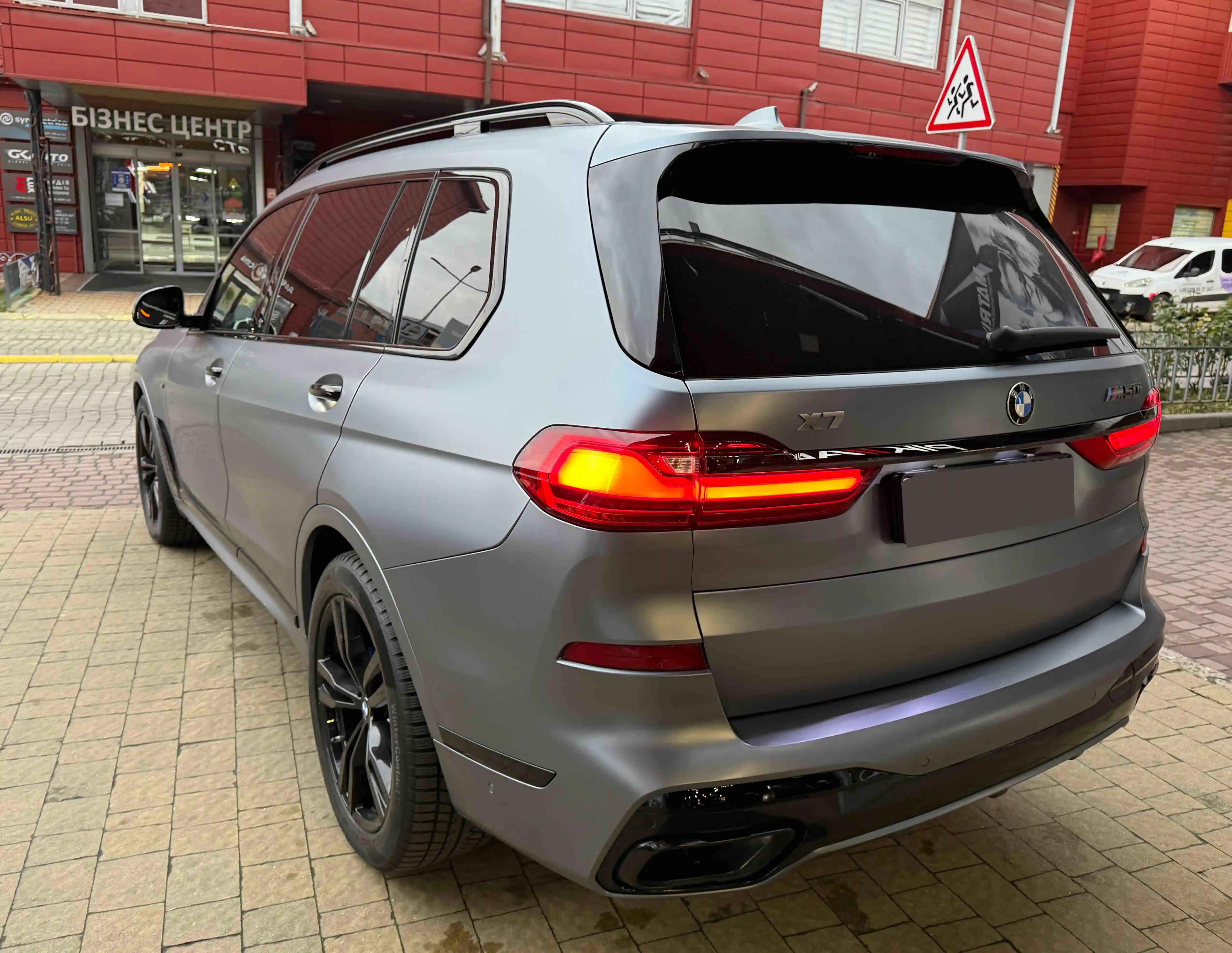  2021 BMW X7 M50I-4