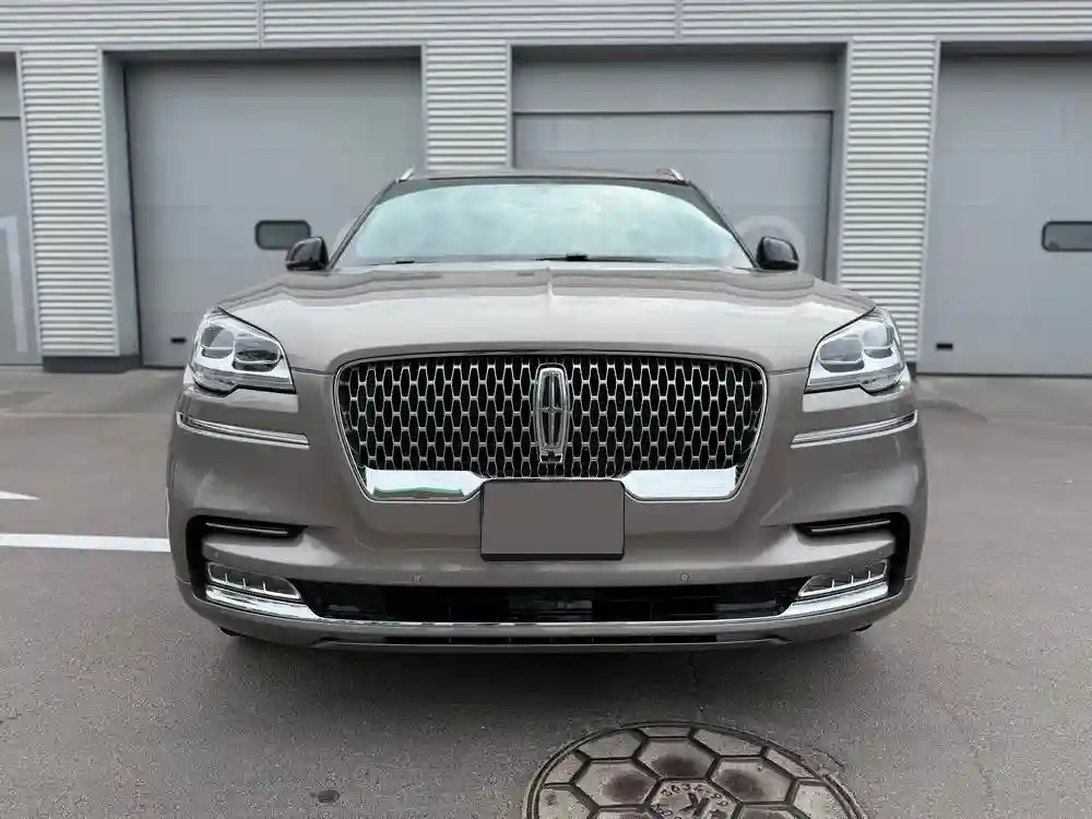 5LM5J7XC4LGL05193 2019 LINCOLN AVIATOR RESERVE-3