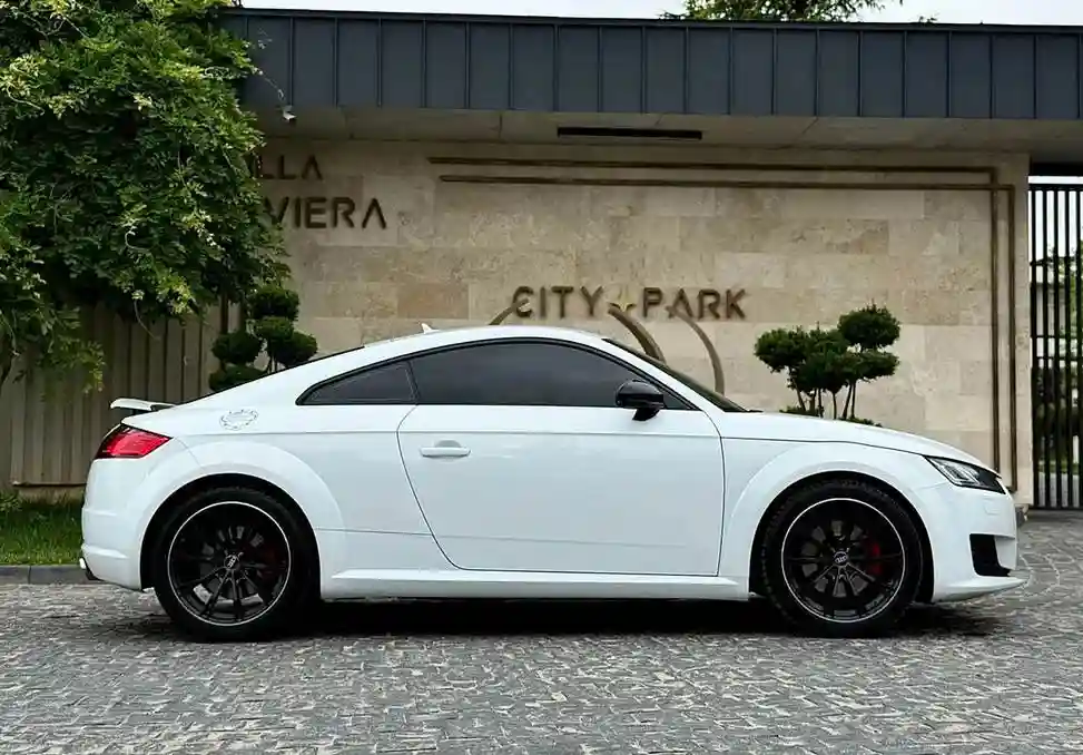 TRUC5AFV7H1006428 2016 AUDI TT-4
