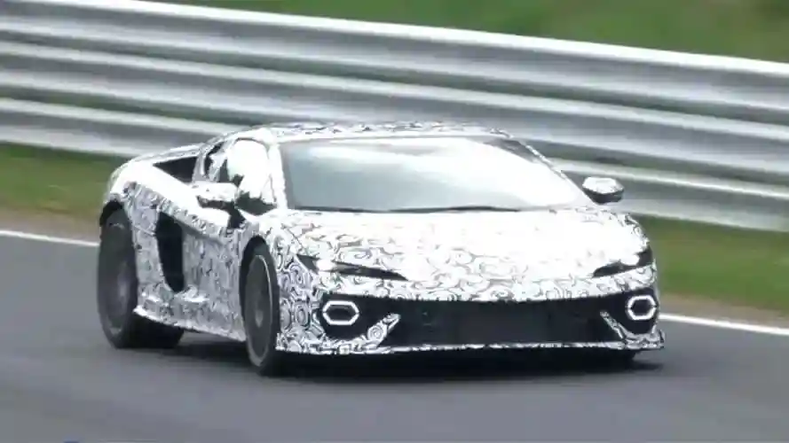 Lamborghini Temerario Spyder: кабриолет уже жгёт асфальт Нюрбургринга