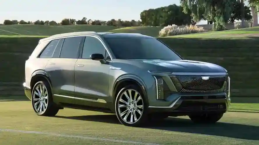 Cadillac Vistiq отзывает все электрические SUV из-за проблемы с третьим рядом сидений