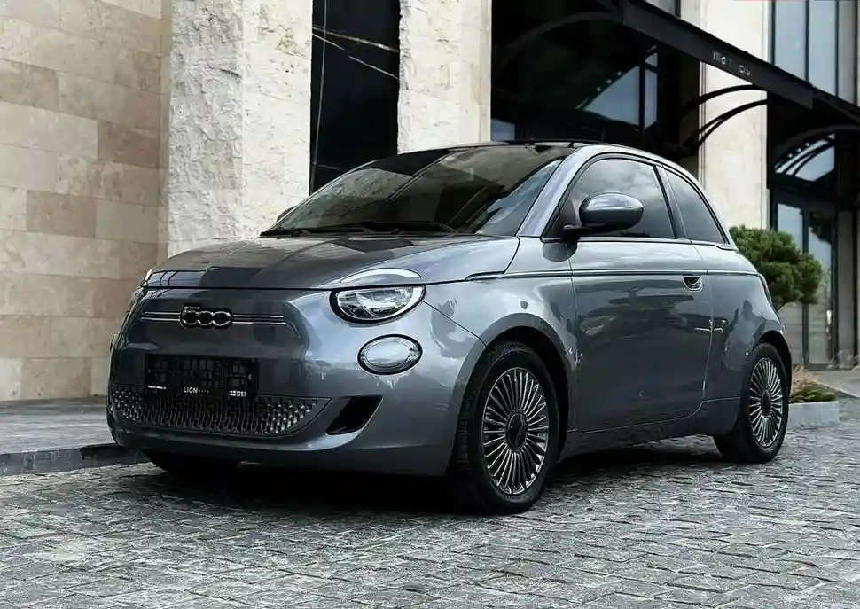ZFAEFAC43MX019719 2021 FIAT 500 E-2