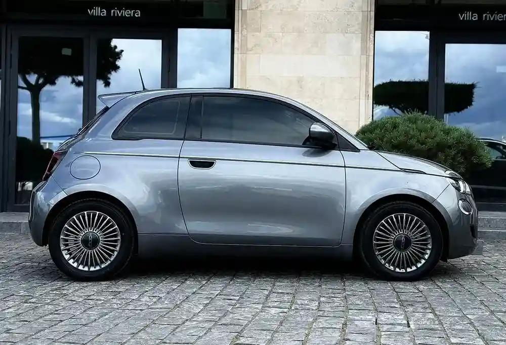 ZFAEFAC43MX019719 2021 FIAT 500 E-5