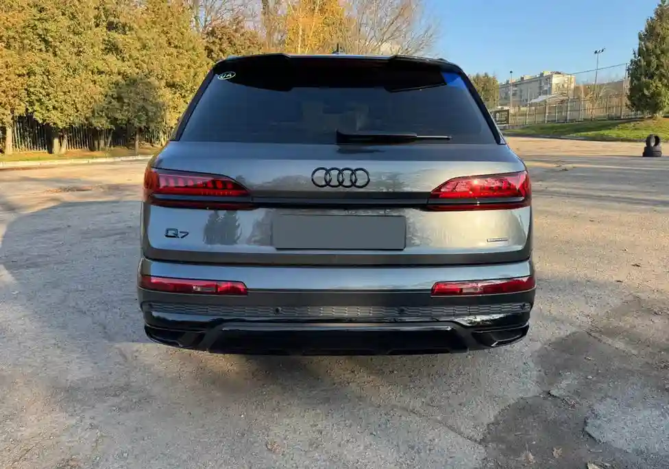 WAUZZZ4M4PD036059 2023 AUDI Q7 S-LINE-4