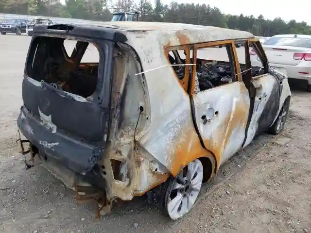 N0V1N48092552 2016 KIA SOUL-3