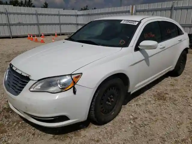 1C3CCBABXDN512510 2013 CHRYSLER 200-2