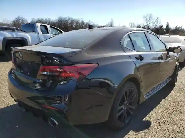19UUB2F67JA011383 2018 ACURA TLX-2