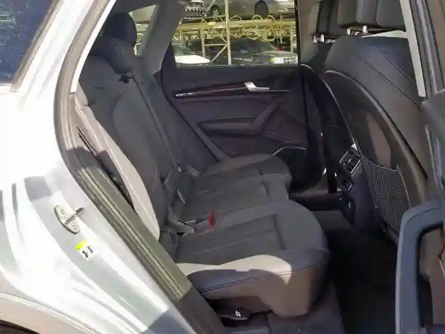 WA1BNAFY3J2058326 2018 AUDI Q5 PREMIUM PLUS-5