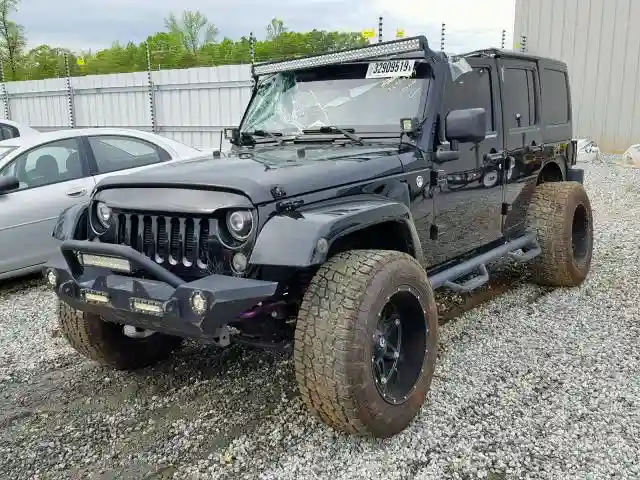 1C4BJWEG3EL320868 2014 JEEP WRANGLER UNLIMITED SAHARA-1