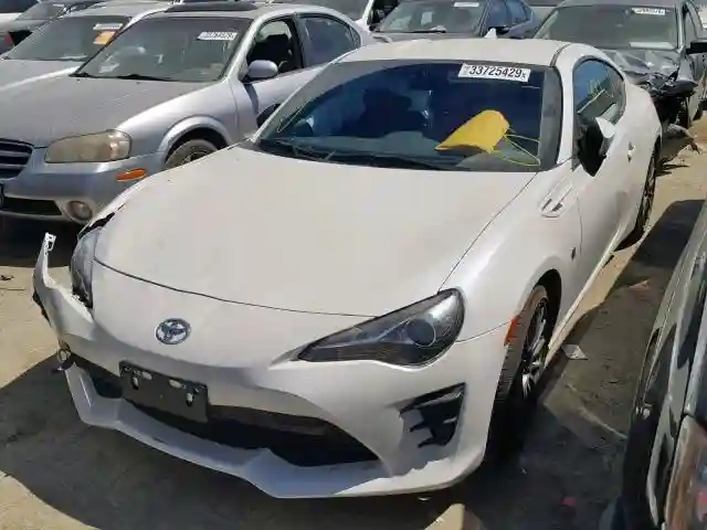 JF1ZNAA13H8710633 2017 TOYOTA 86 BASE-1