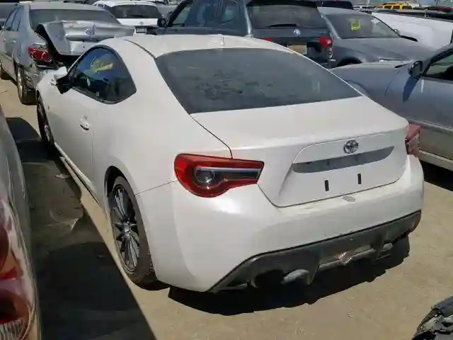 JF1ZNAA13H8710633 2017 TOYOTA 86 BASE-2