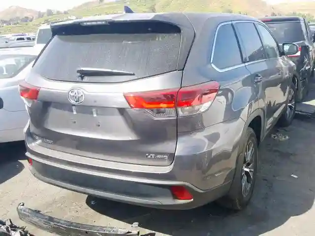 5TDBZRFH0KS929640 2019 TOYOTA HIGHLANDER LE-3
