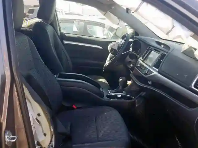 5TDBZRFH0KS929640 2019 TOYOTA HIGHLANDER LE-4