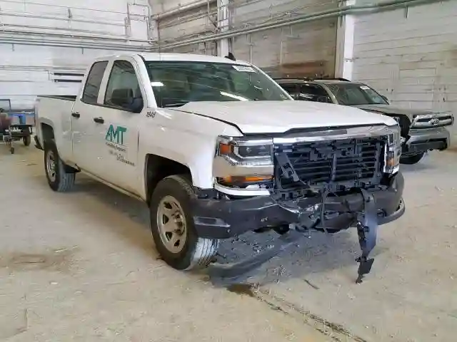 1GCVKNEH1JZ255393 2018 CHEVROLET SILVERADO K1500-0