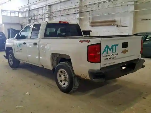 1GCVKNEH1JZ255393 2018 CHEVROLET SILVERADO K1500-2