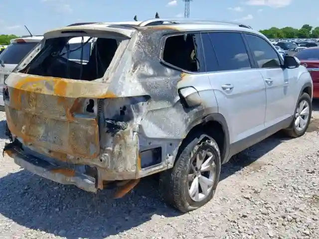 1V2DR2CA4JC507893 2018 VOLKSWAGEN ATLAS SE-3