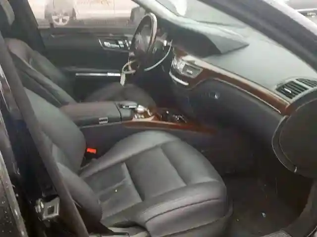 WDDNG9EB4DA497768 2013 MERCEDES-BENZ S 550 4MATIC-4