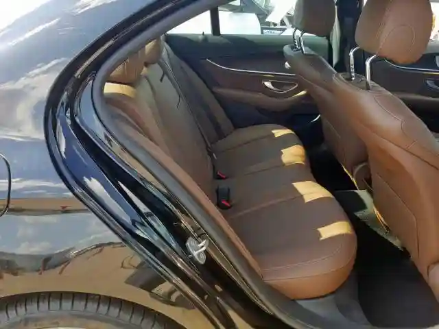 WDDZF4JB9HA117777 2017 MERCEDES-BENZ E 300-5