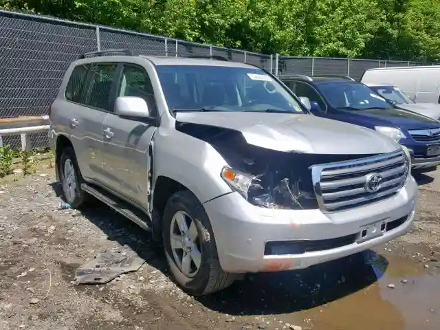 JTMHY05J884001995 2008 TOYOTA LAND CRUISER-0