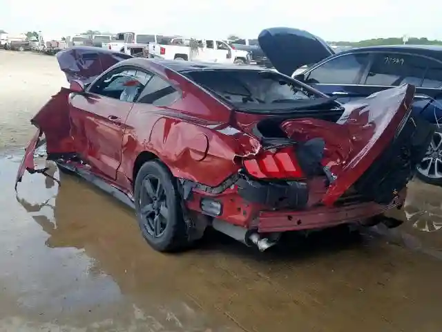 1FA6P8TH0J5117111 2018 FORD MUSTANG-2