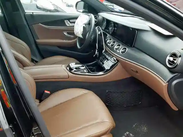 WDDZF4JB9HA117777 2017 MERCEDES-BENZ E 300-4