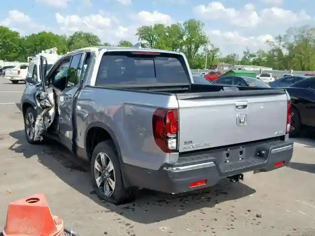 5FPYK3F7XHB033269 2017 HONDA RIDGELINE RTL-2