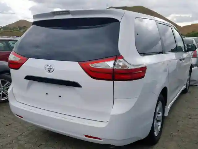 5TDZZ3DC1KS983211 2019 TOYOTA SIENNA-3