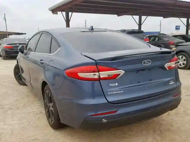 3FA6P0HDXKR113864 2019 FORD FUSION SE-2