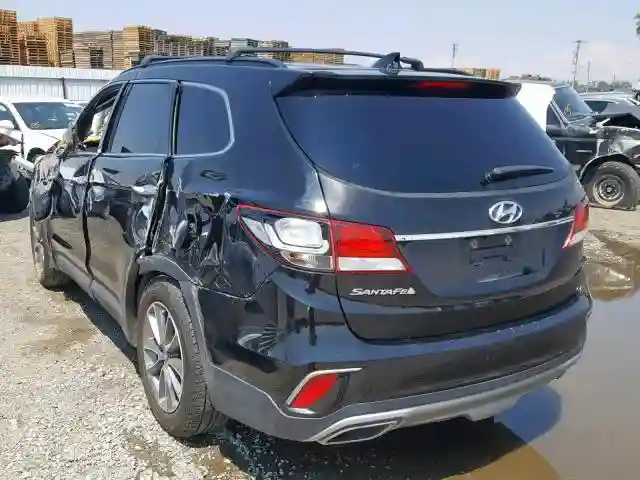 KM8SN4HF0HU169672 2017 HYUNDAI SANTA FE SE-2