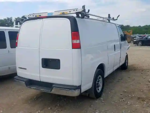 1GCWGAFF6H1182543 2017 CHEVROLET EXPRESS G2500-3