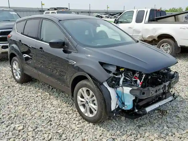 1FMCU9GD7KUA68463 2019 FORD ESCAPE SE-0
