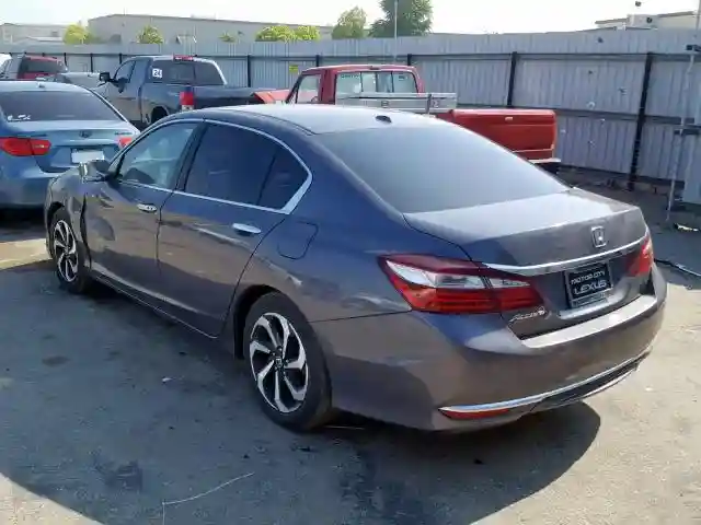 1HGCR2F82HA028675 2017 HONDA ACCORD EXL-2