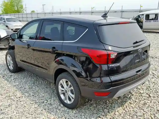 1FMCU9GD7KUA68463 2019 FORD ESCAPE SE-2