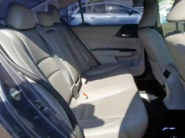 1HGCR2F82HA028675 2017 HONDA ACCORD EXL-5
