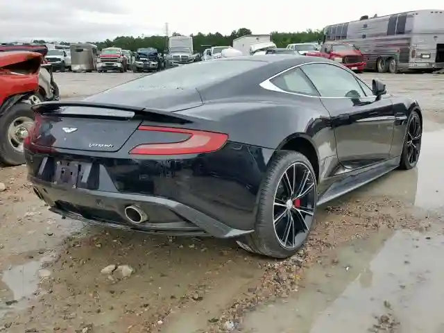 SCFLMCFU2GGJ02724 2016 ASTON MARTIN VANQUISH-3