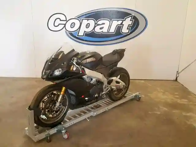 ZD4KEUA0LKS000018 2019 APRILIA RSV4-1