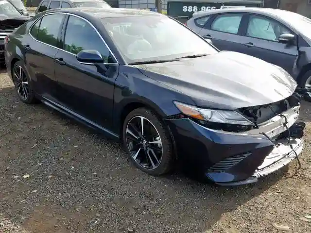 4T1B61HKXJU562383 2018 TOYOTA CAMRY XSE-0