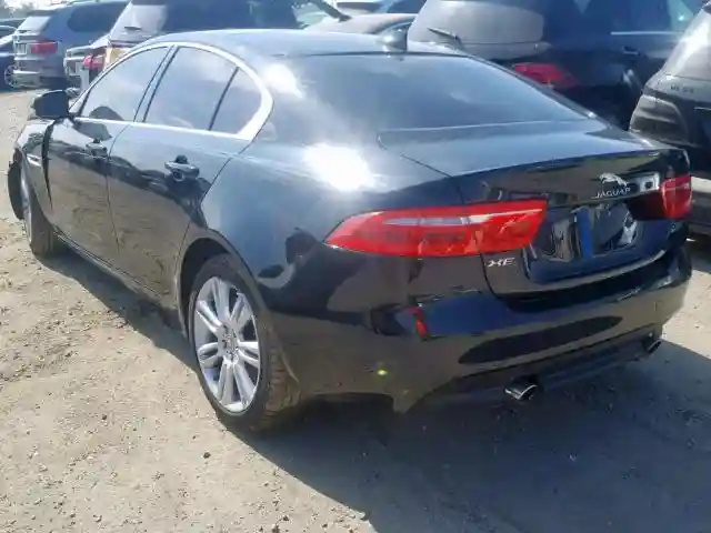 SAJAS4FX5KCP52709 2019 JAGUAR XE-2