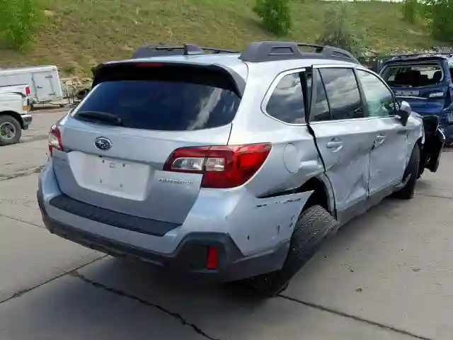 4S4BSAFC1K3228872 2019 SUBARU OUTBACK 2.5I PREMIUM-3