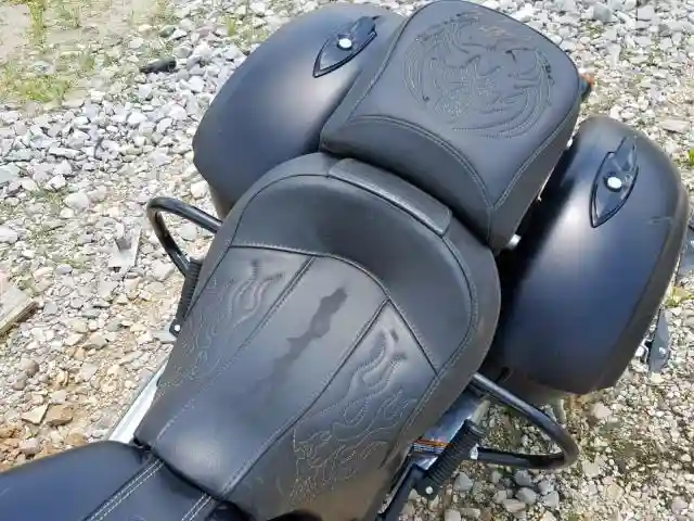 56KTHDAA8J3357909 2018 INDIAN MOTORCYCLE CO. SPRINGFIELD DARK HORSE-5